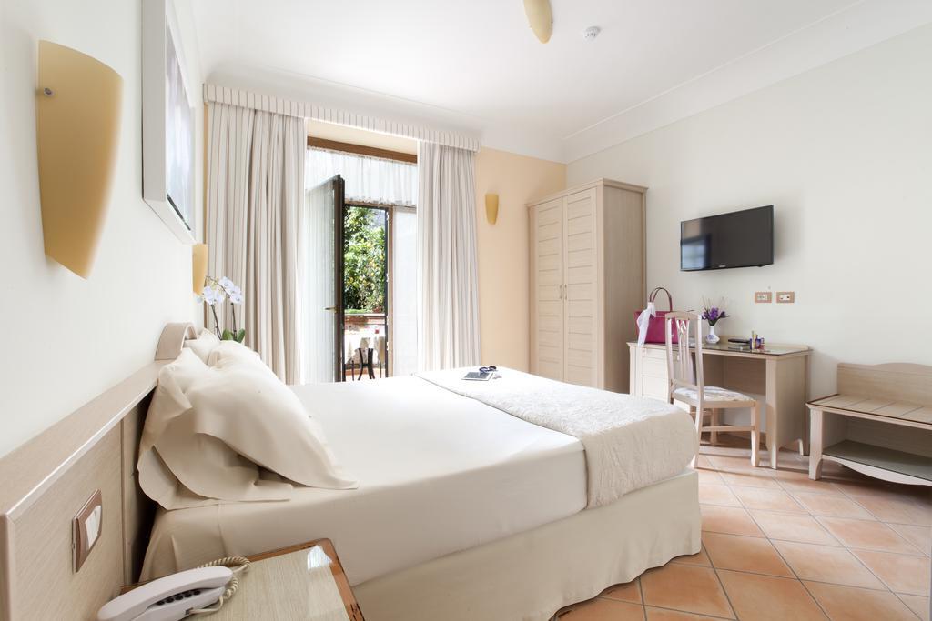 Relais Villa Angiolina Sorrento Eksteriør bilde