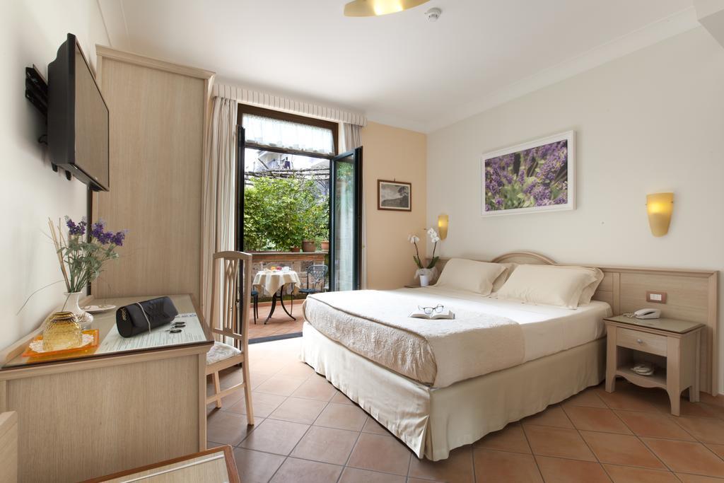 Relais Villa Angiolina Sorrento Eksteriør bilde