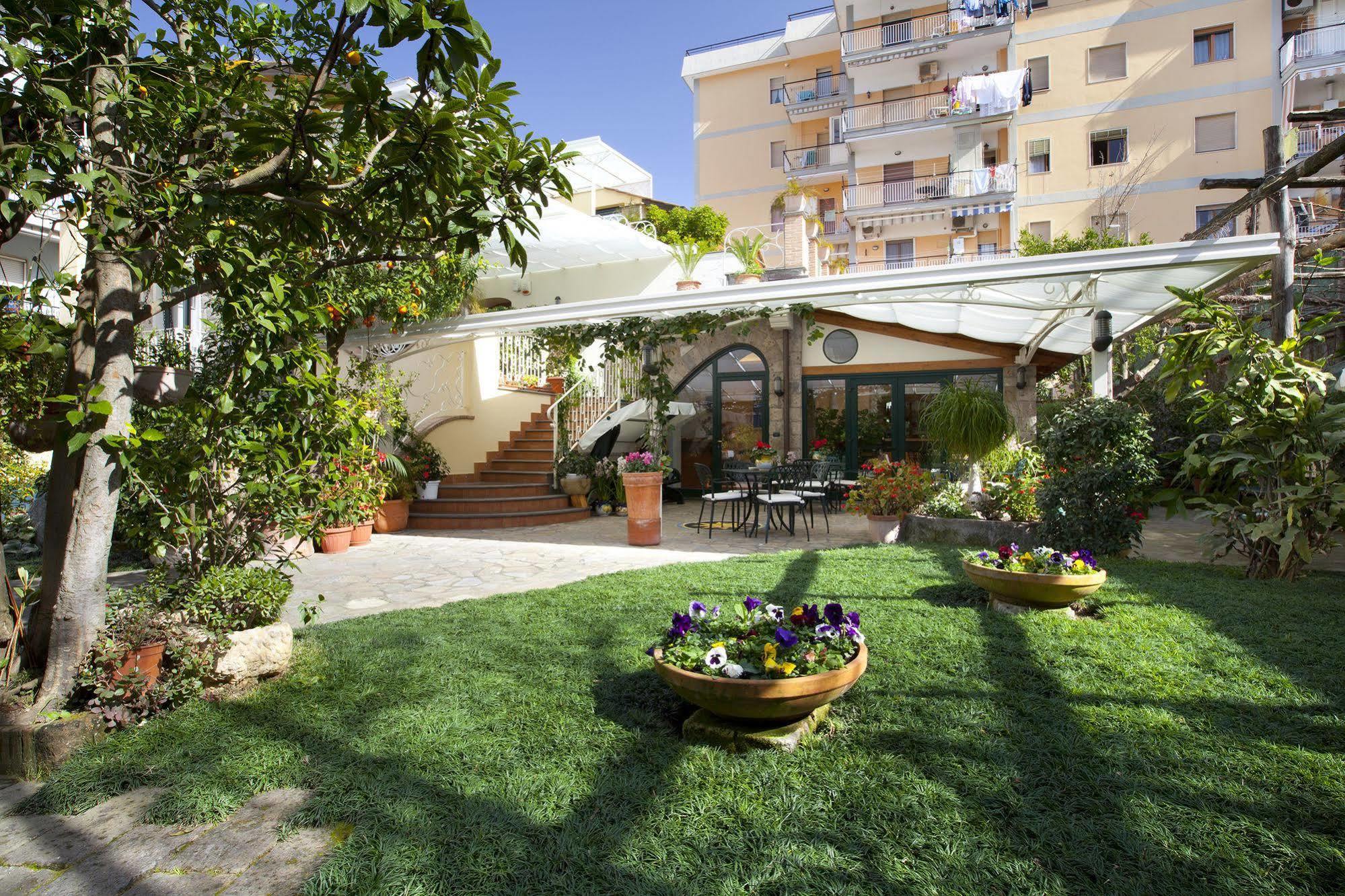 Relais Villa Angiolina Sorrento Eksteriør bilde