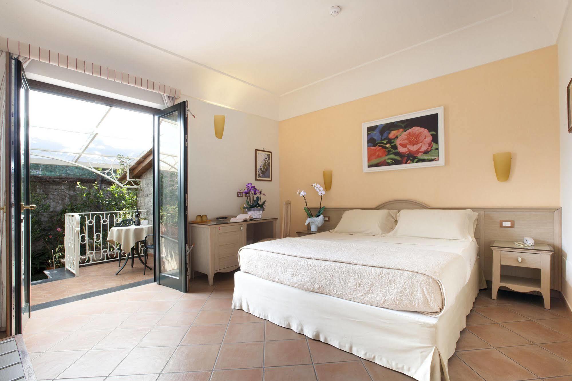 Relais Villa Angiolina Sorrento Eksteriør bilde