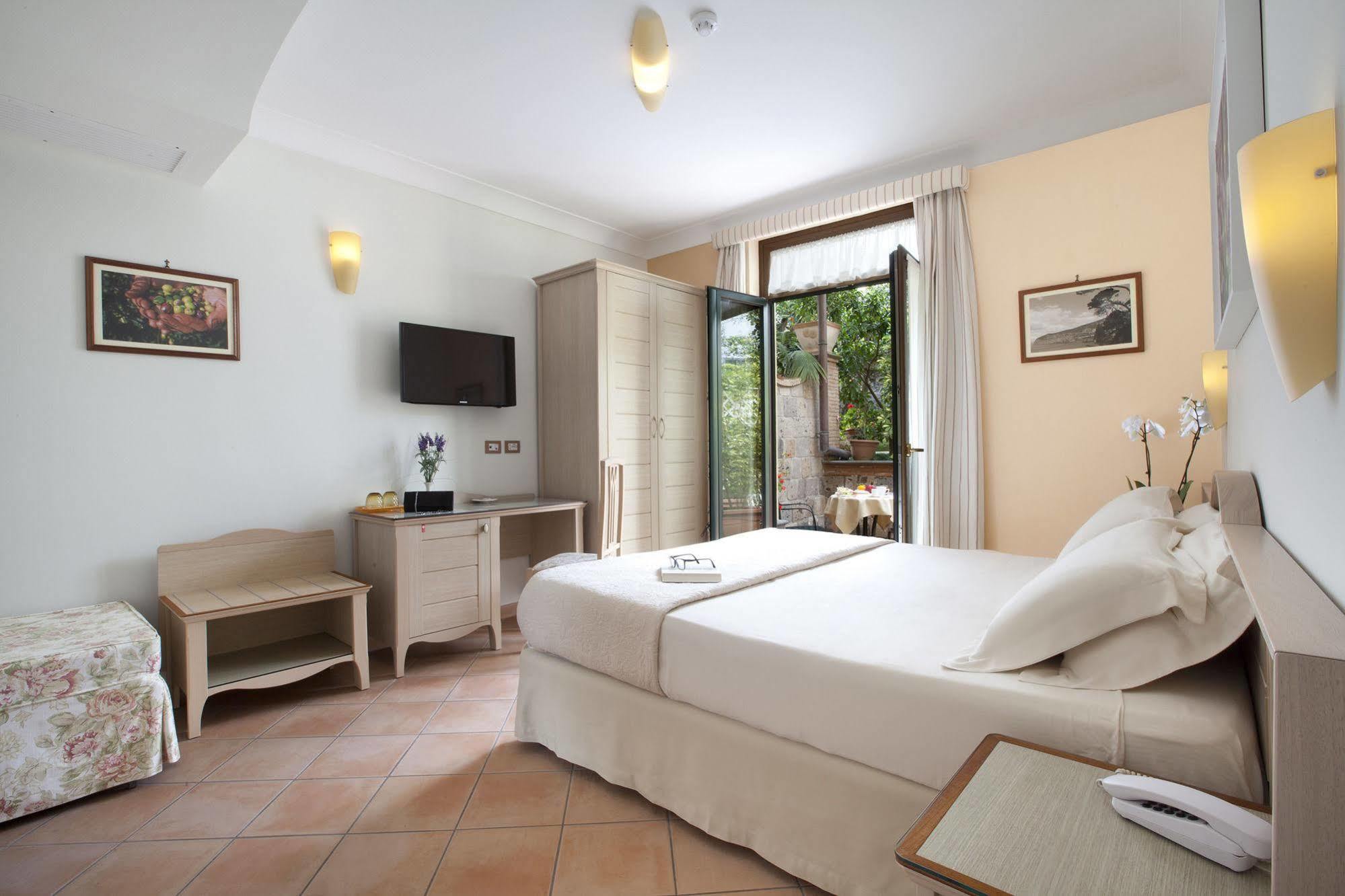 Relais Villa Angiolina Sorrento Eksteriør bilde